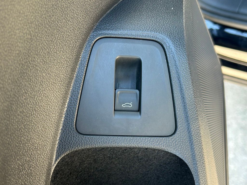 2019 Volkswagen Tiguan 2.0T SEL R-Line Tampa FL