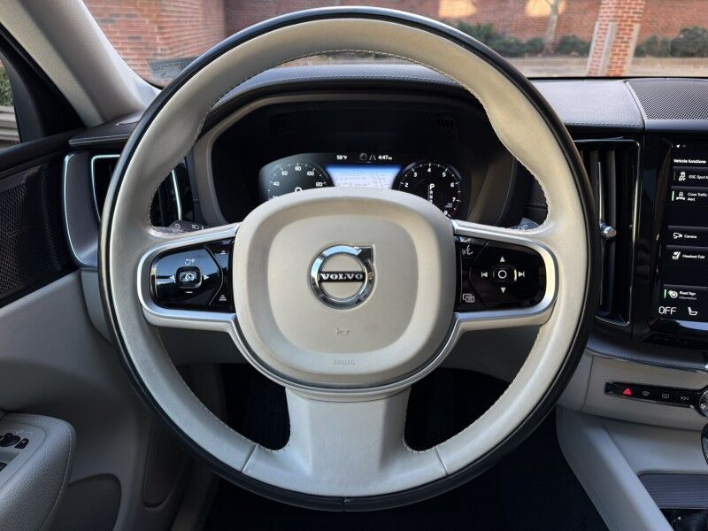 2019 Volvo XC60 T5 Inscription AWD Arlington VA