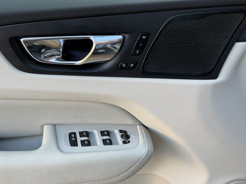 2019 Volvo XC60 T5 Inscription AWD Arlington VA