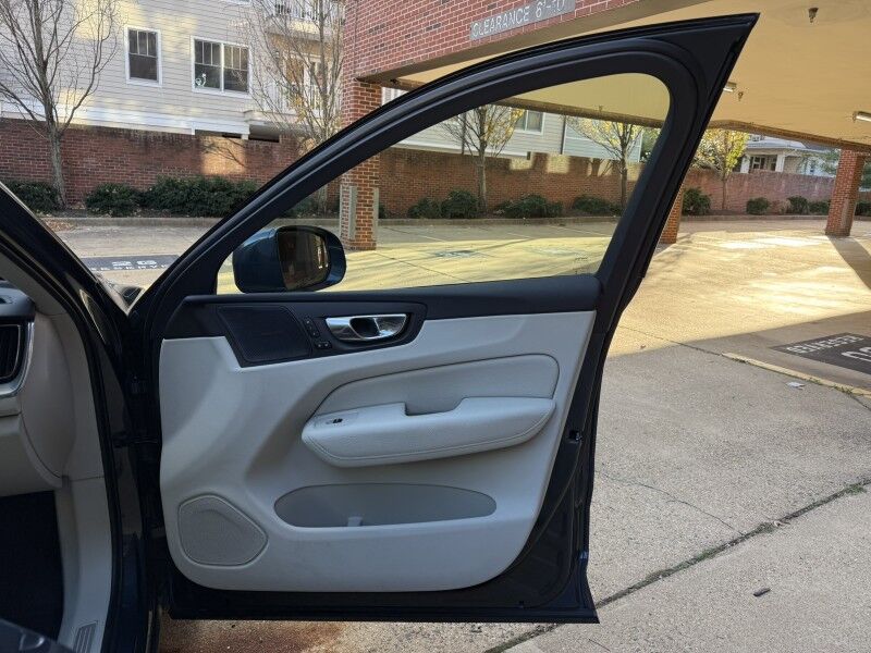 2019 Volvo XC60 T5 Inscription AWD Arlington VA