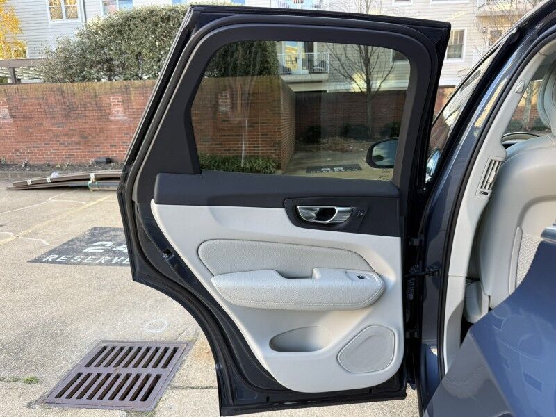 2019 Volvo XC60 T5 Inscription AWD Arlington VA