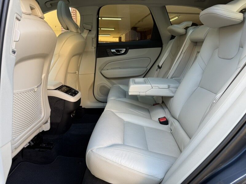 2019 Volvo XC60 T5 Inscription AWD Arlington VA