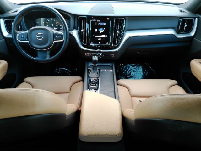 2019 Volvo XC60 T5 Momentum 2019 Volvo XC60 T5 Momentum