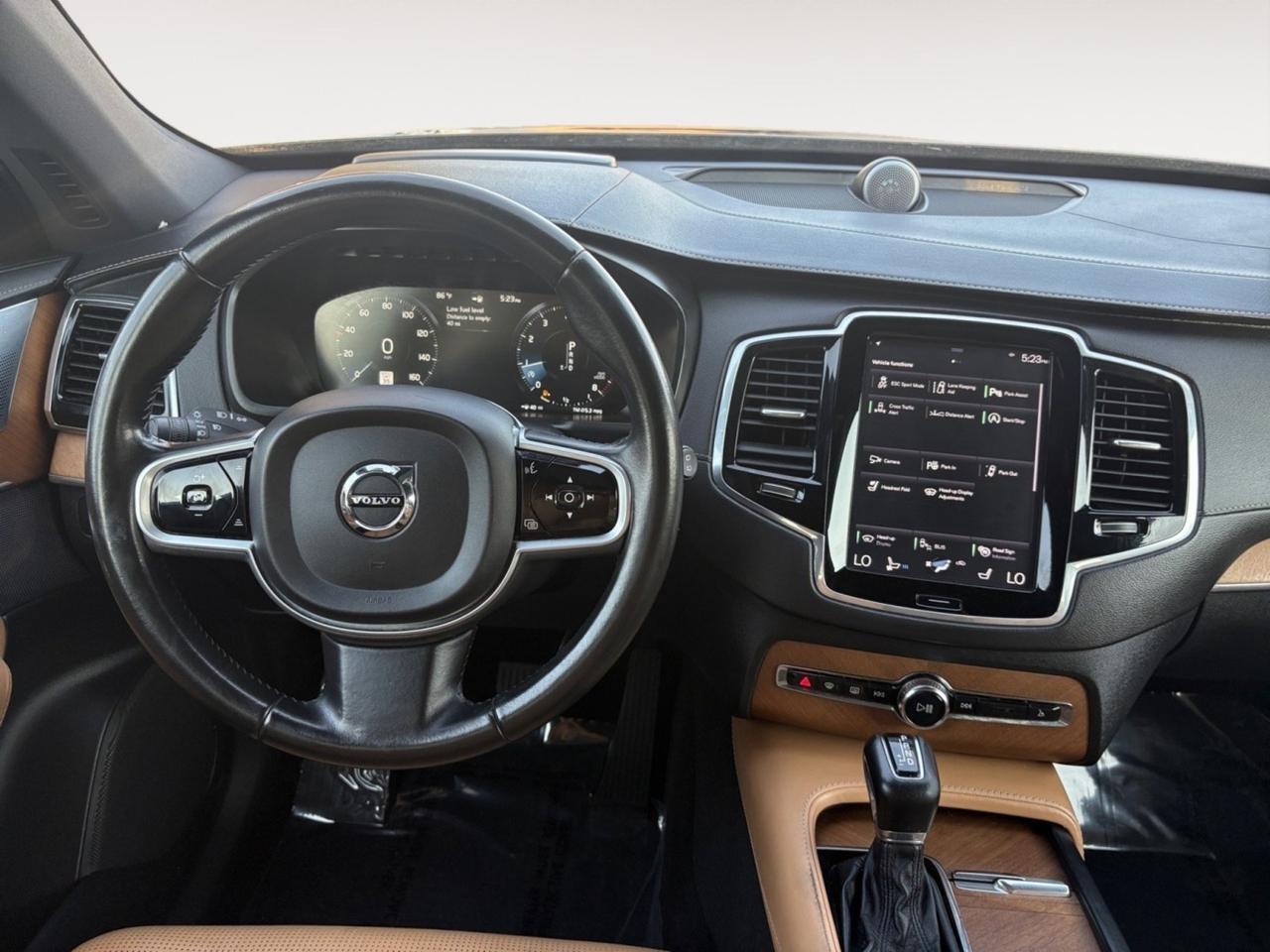 2019 Volvo XC90 Inscription, HEADS-UP DISPLAY, AUTO START/STOP, PANORAMIC MOONROOF, SELECT DRIVE MODES, HEATED & VENTILATED SEATS, HAND FREE LIFTGATE, BLIND SPOT ALERT, LANE KEEPING AID, PRE COLLISION ALERT, LOW MILES, ONLY 1 OWNER, RIDE IN LUXURIOUS STYLE! Virginia Beach VA 2019 Volvo XC90 Inscription, HEADS-UP DISPLAY, AUTO START/STOP, PANORAMIC MOONROOF, SELECT DRIVE MODES, HEATED & VENTILATED SEATS, HAND FREE LIFTGATE, BLIND SPOT ALERT, LANE KEEPING AID, PRE COLLISION ALERT, LOW MILES, ONLY 1 OWNER, RIDE IN LUXURIOUS STYLE! Virginia Beach VA
