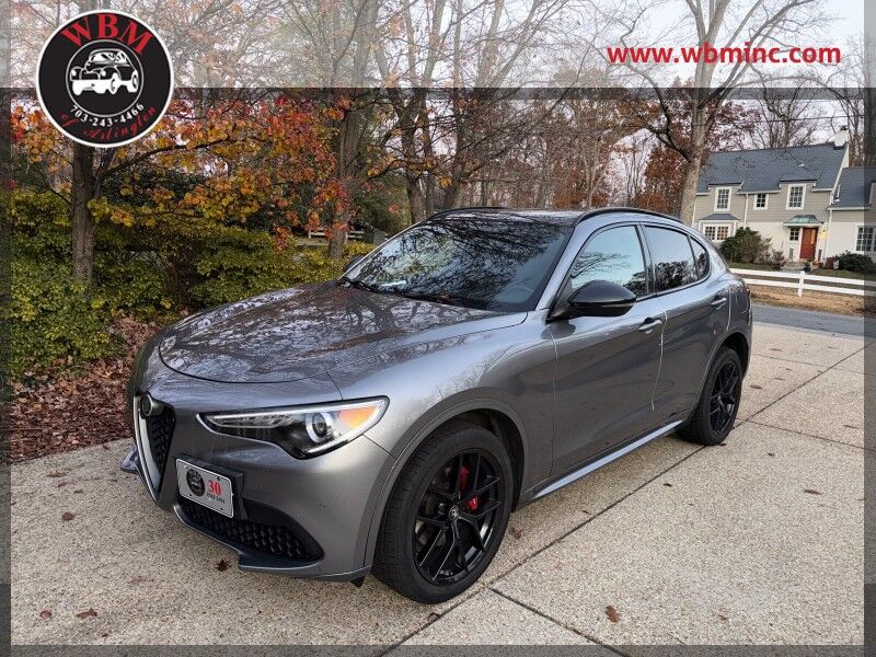 2020 Alfa Romeo Stelvio Ti Sport Carbon AWD 2020 Alfa Romeo Stelvio Ti Sport Carbon AWD