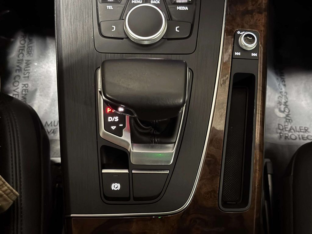 2020 Audi Q5 45 Premium Plus quattro San Clemente CA