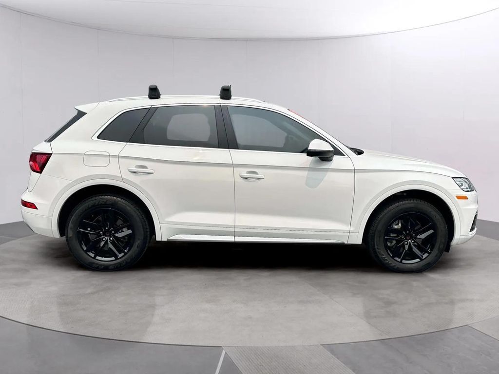 2020 Audi Q5 45 Premium Plus quattro