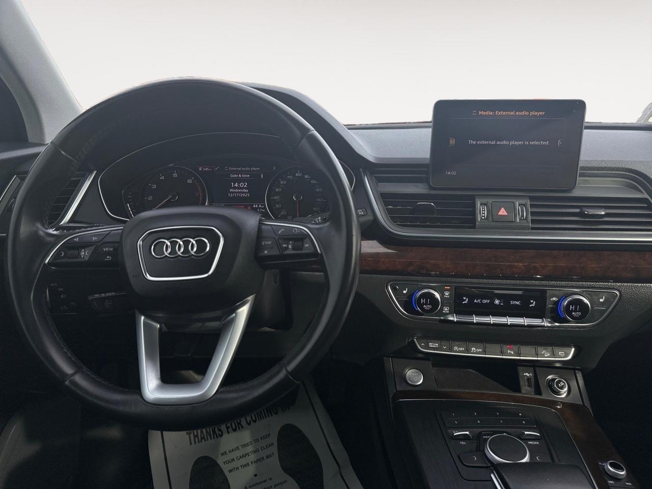 2020 Audi Q5 Premium, HEATED SEATS, MOONROOF, UNIVERSAL GARAGE DOOR OPENER, POWER MIRRORS, KEYLESS ENTRY, BACKUP CAMERA, BLUETOOTH, MEMORY DRIVE SEATS, CLEAN CARFAX! Norfolk VA 2020 Audi Q5 Premium, HEATED SEATS, MOONROOF, UNIVERSAL GARAGE DOOR OPENER, POWER MIRRORS, KEYLESS ENTRY, BACKUP CAMERA, BLUETOOTH, MEMORY DRIVE SEATS, CLEAN CARFAX! Norfolk VA