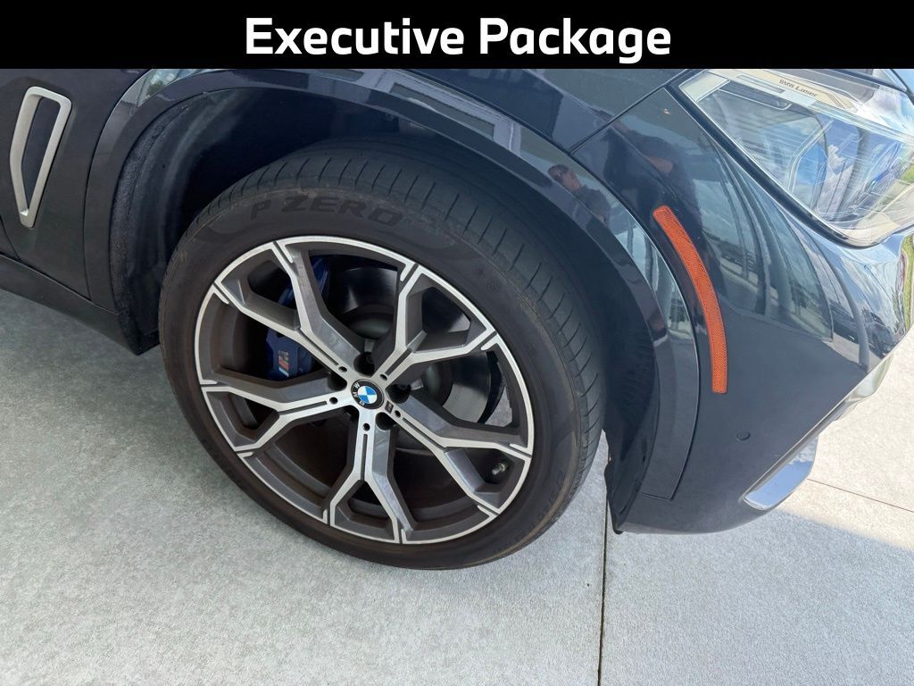 2020 BMW X5 M50i
