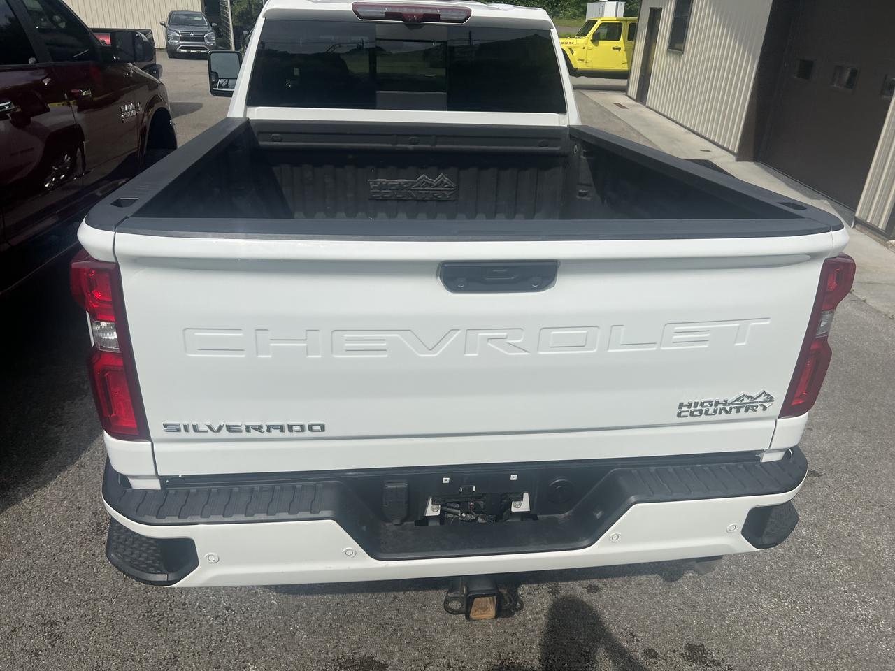 CHEVROLETSILVERADO 2500 CREW CAB 4X45