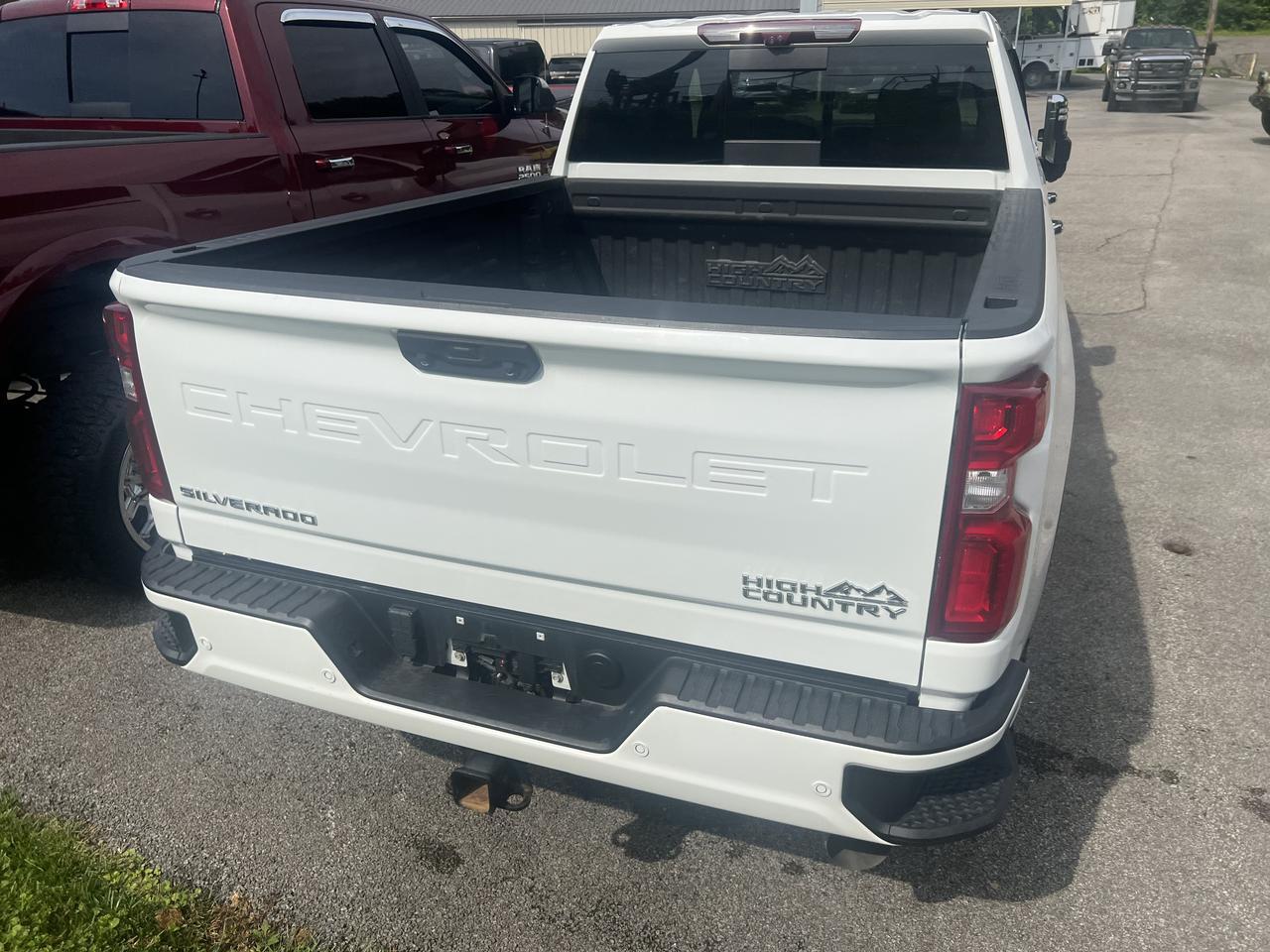 CHEVROLETSILVERADO 2500 CREW CAB 4X46