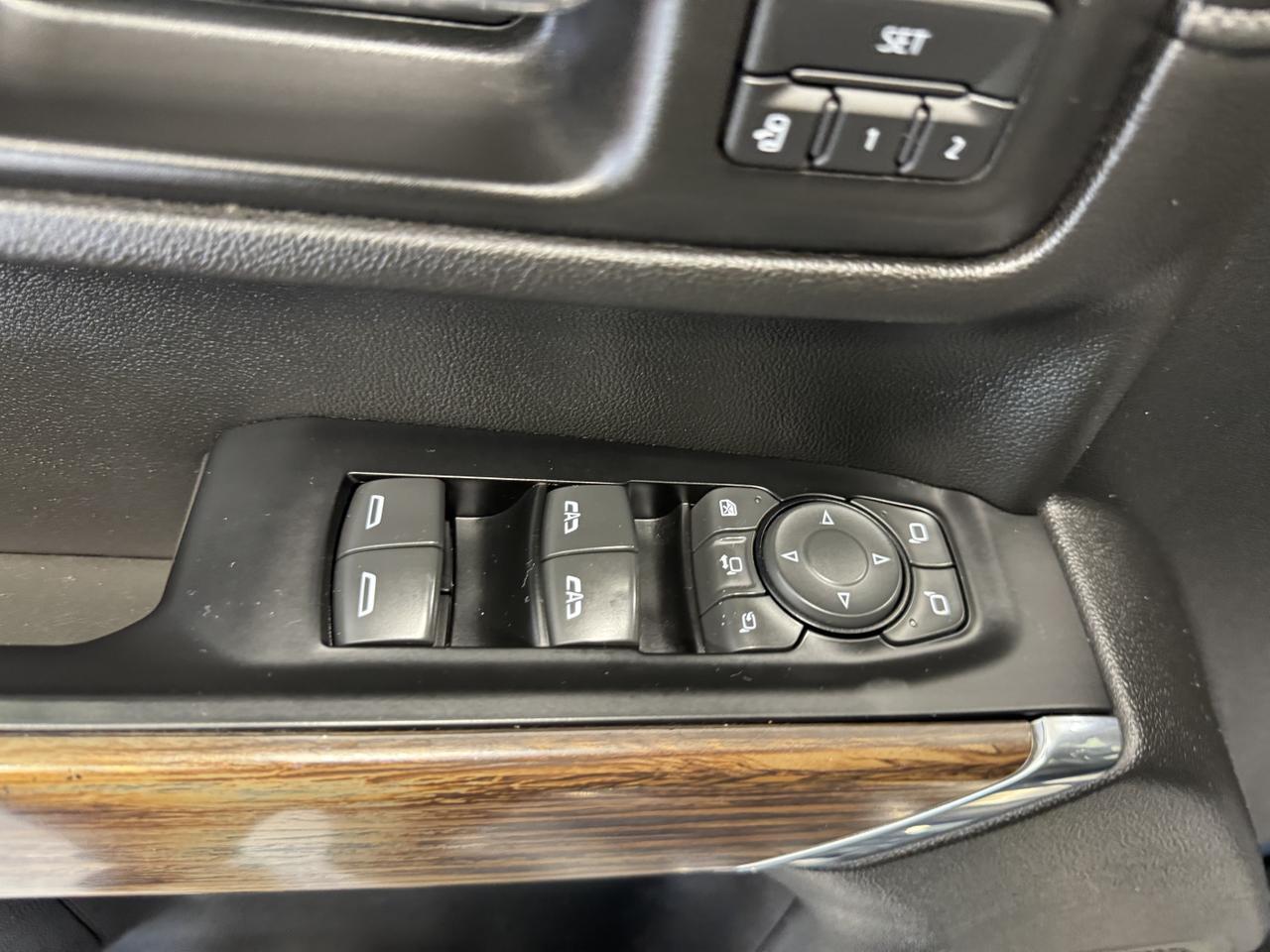 CHEVROLETSILVERADO 2500 CREW CAB 4X421