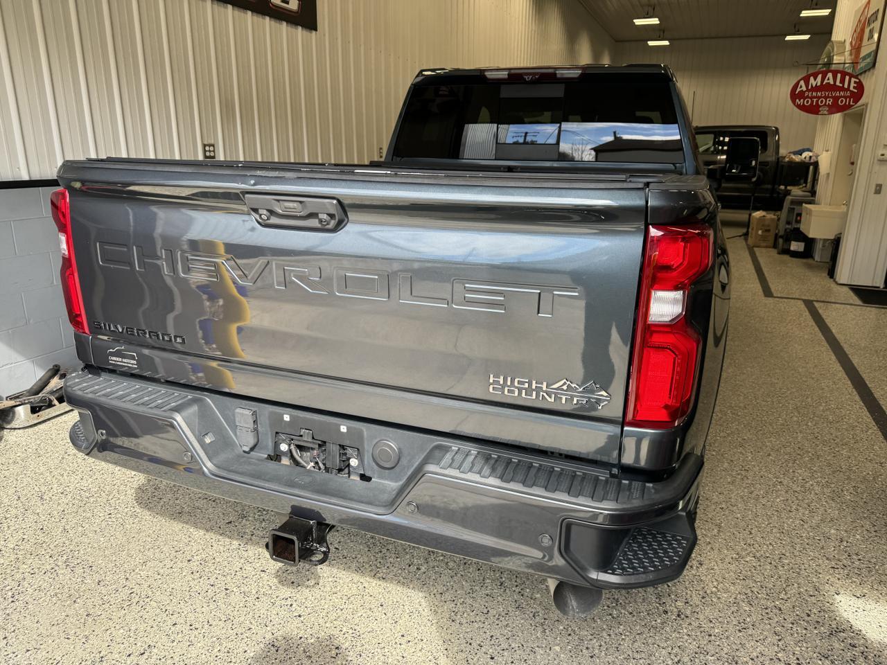 CHEVROLETSILVERADO 2500 CREW CAB 4X48