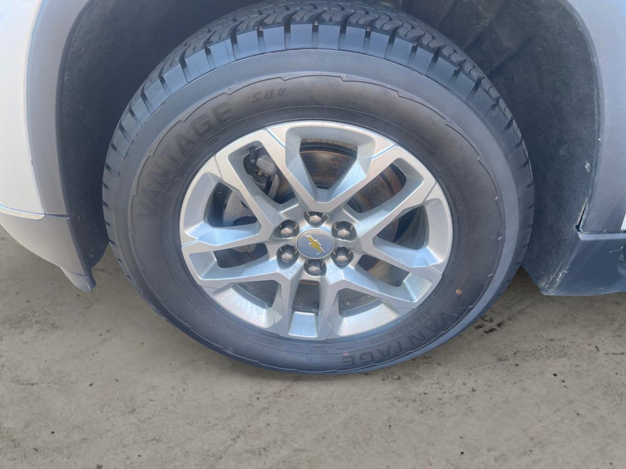 2020 CHEVROLET TRAVERSE LT CLOTH LT Cloth Kansas City MO 2020 CHEVROLET TRAVERSE LT CLOTH LT Cloth Kansas City MO