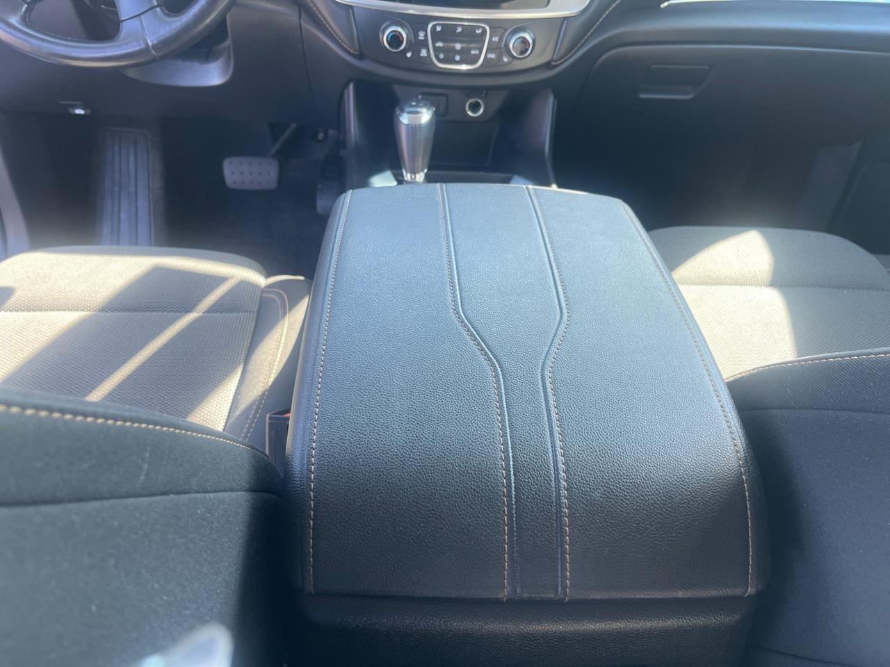 2020 CHEVROLET TRAVERSE LT CLOTH LT Cloth Kansas City MO 2020 CHEVROLET TRAVERSE LT CLOTH LT Cloth Kansas City MO