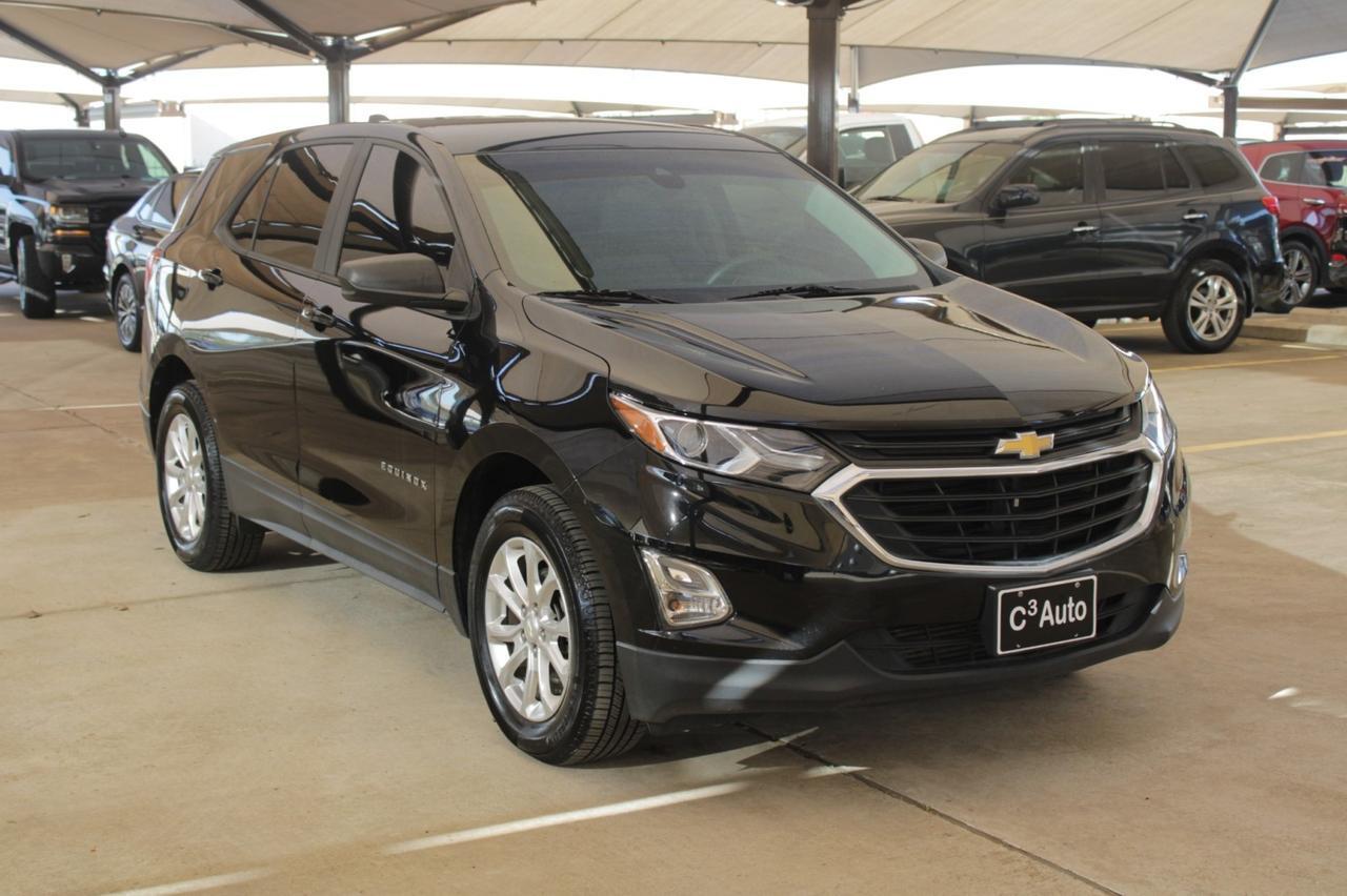 2015 Toyota RAV4 XLE photo 2