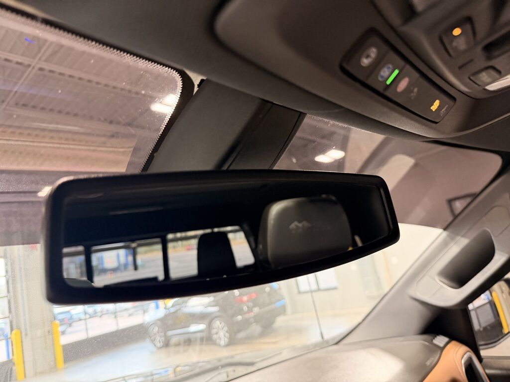 2020 Chevrolet Silverado 1500 4x4 Crew Cab High Country Minocqua WI 2020 Chevrolet Silverado 1500 4x4 Crew Cab High Country Minocqua WI