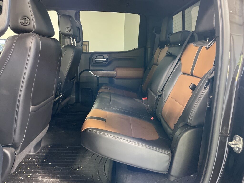 2020 Chevrolet Silverado 1500 4x4 Crew Cab High Country Minocqua WI 2020 Chevrolet Silverado 1500 4x4 Crew Cab High Country Minocqua WI