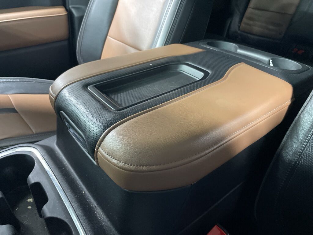 2020 Chevrolet Silverado 1500 4x4 Crew Cab High Country Minocqua WI 2020 Chevrolet Silverado 1500 4x4 Crew Cab High Country Minocqua WI