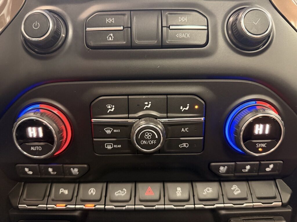 2020 Chevrolet Silverado 1500 4x4 Crew Cab High Country Minocqua WI 2020 Chevrolet Silverado 1500 4x4 Crew Cab High Country Minocqua WI