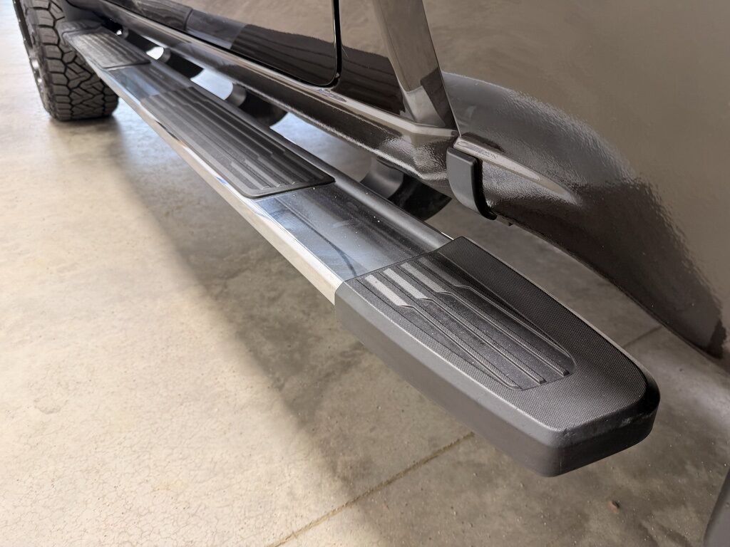 2020 Chevrolet Silverado 1500 4x4 Crew Cab High Country Minocqua WI 2020 Chevrolet Silverado 1500 4x4 Crew Cab High Country Minocqua WI