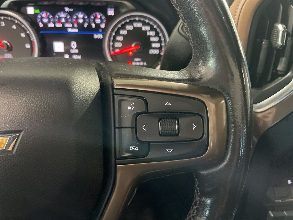 2020 Chevrolet Silverado 1500 4x4 Crew Cab High Country Minocqua WI 2020 Chevrolet Silverado 1500 4x4 Crew Cab High Country Minocqua WI