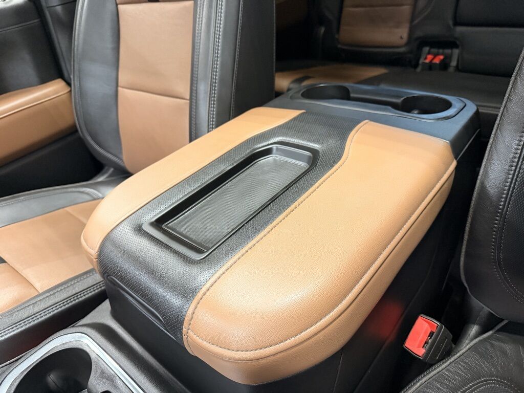 2020 Chevrolet Silverado 1500 4x4 Crew Cab High Country Minocqua WI 2020 Chevrolet Silverado 1500 4x4 Crew Cab High Country Minocqua WI