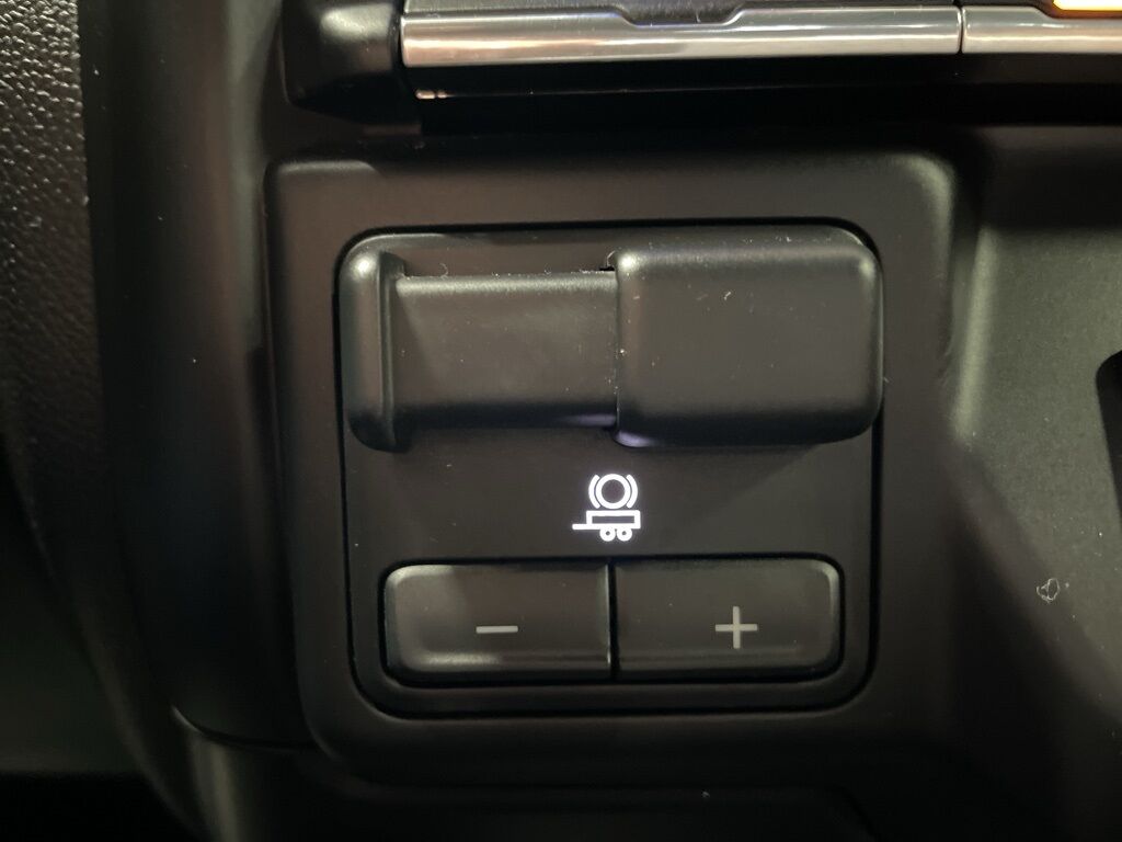 2020 Chevrolet Silverado 1500 4x4 Crew Cab RST Minocqua WI 2020 Chevrolet Silverado 1500 4x4 Crew Cab RST Minocqua WI