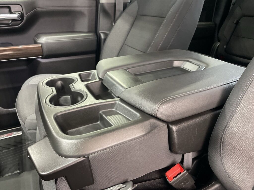 2020 Chevrolet Silverado 1500 4x4 Crew Cab RST Minocqua WI 2020 Chevrolet Silverado 1500 4x4 Crew Cab RST Minocqua WI