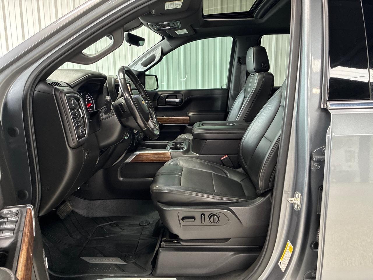 2020 Chevrolet Silverado 1500 High Country, Tech Pkg, Safety Pkg II, Sunroof, Fuel Off-Road Wheels, BFG All-Terrains Houston TX 2020 Chevrolet Silverado 1500 High Country, Tech Pkg, Safety Pkg II, Sunroof, Fuel Off-Road Wheels, BFG All-Terrains Houston TX