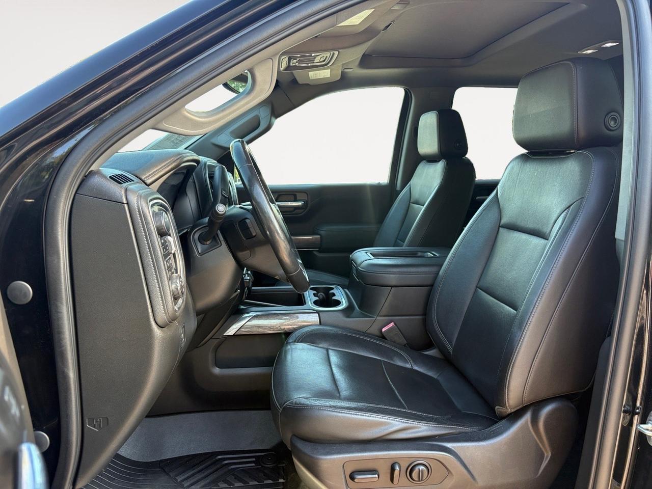 2020 Chevrolet Silverado 1500 LTZ, POWER TAILGATE, RUNNING BOARDS, TOW PACKAGE, SUNROOF, BLIND SPOT ALERT, LANE KEEP ASSIST, HEATED & VENTILATED SEATS, APPLE CARPLAY/ANDROID AUTO, BED LINER, CLEAN CARFAX, TEST DRIVE THIS 1500 TODAY! Virginia Beach VA 2020 Chevrolet Silverado 1500 LTZ, POWER TAILGATE, RUNNING BOARDS, TOW PACKAGE, SUNROOF, BLIND SPOT ALERT, LANE KEEP ASSIST, HEATED & VENTILATED SEATS, APPLE CARPLAY/ANDROID AUTO, BED LINER, CLEAN CARFAX, TEST DRIVE THIS 1500 TODAY! Virginia Beach VA