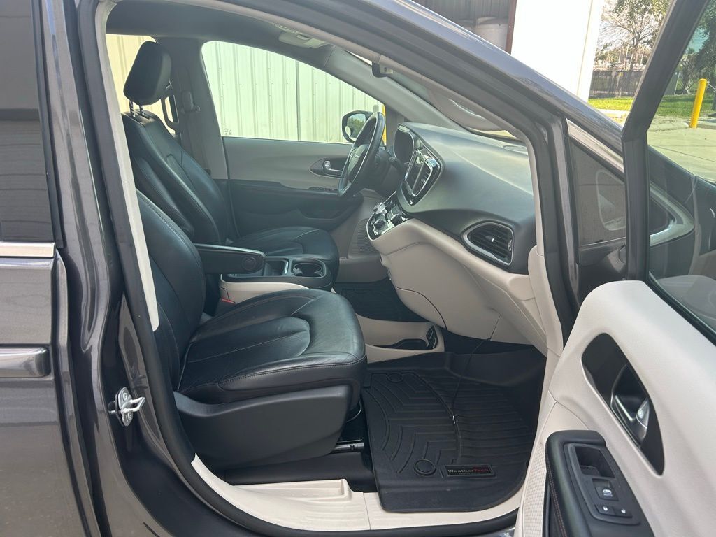 2020 Chrysler Pacifica Touring L Tampa FL