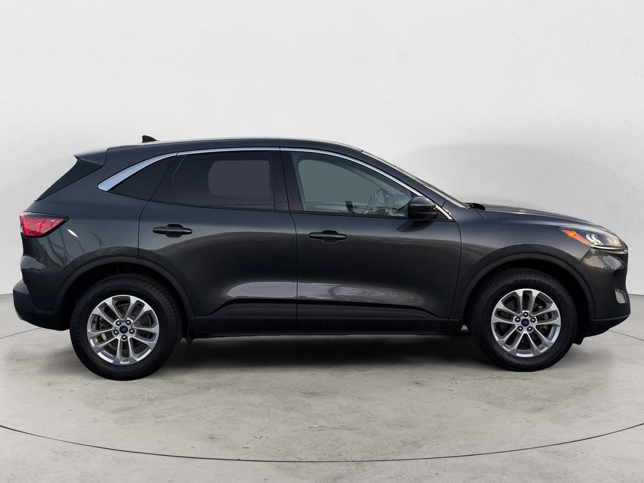 2020 FORD ESCAPE SE Kansas City MO 2020 FORD ESCAPE SE Kansas City MO