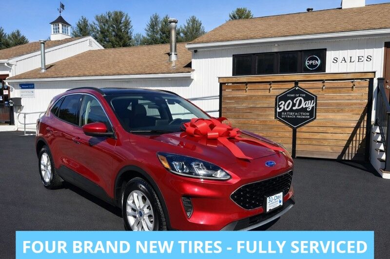 2020 Ford Escape SE - SUNROOF - HEATED SEATS 2020 Ford Escape SE - SUNROOF - HEATED SEATS