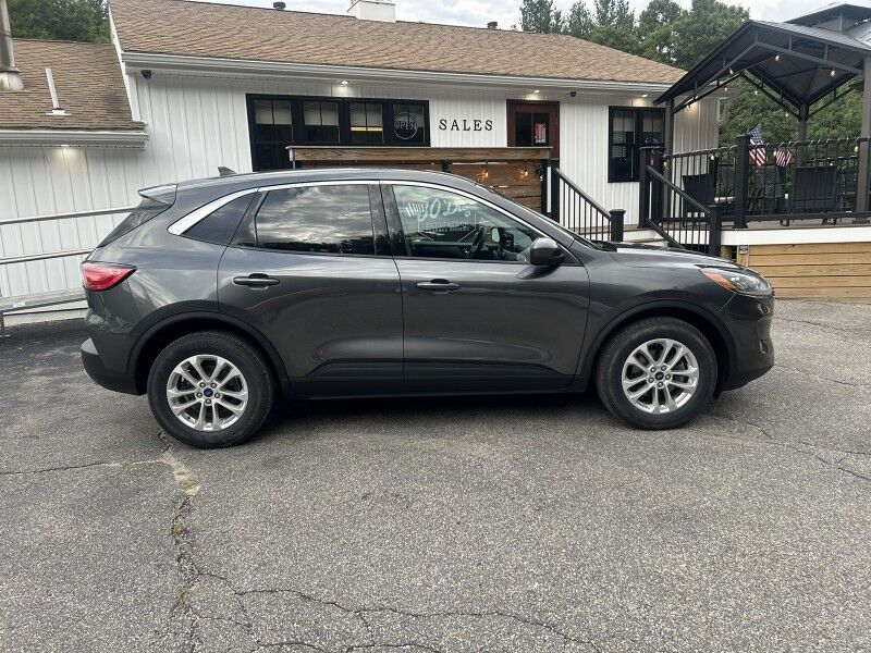 2020 Ford Escape SE Whitinsville MA 2020 Ford Escape SE Whitinsville MA
