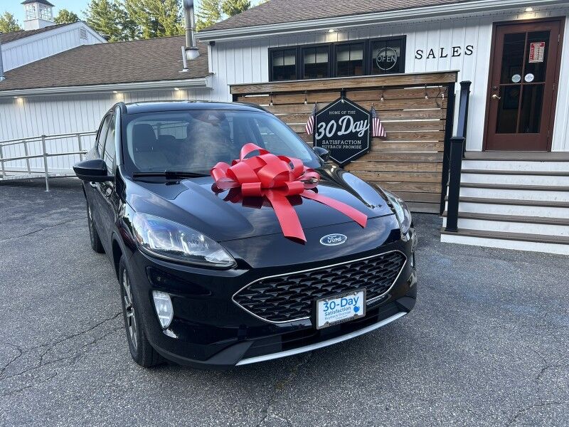 2020 Ford Escape SEL - 1 OWNER - LEATHER - SUNROOF - NAVIGATION 2020 Ford Escape SEL - 1 OWNER - LEATHER - SUNROOF - NAVIGATION