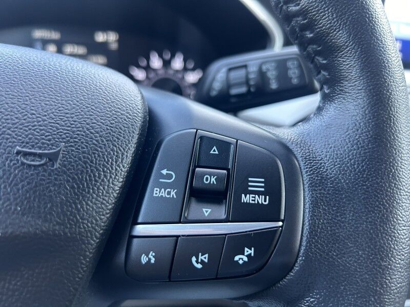2020 Ford Escape SEL - 1 OWNER - LEATHER - SUNROOF - NAVIGATION Whitinsville MA 2020 Ford Escape SEL - 1 OWNER - LEATHER - SUNROOF - NAVIGATION Whitinsville MA