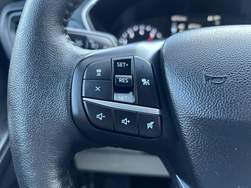 2020 Ford Escape SEL - 1 OWNER - LEATHER - SUNROOF - NAVIGATION Whitinsville MA 2020 Ford Escape SEL - 1 OWNER - LEATHER - SUNROOF - NAVIGATION Whitinsville MA