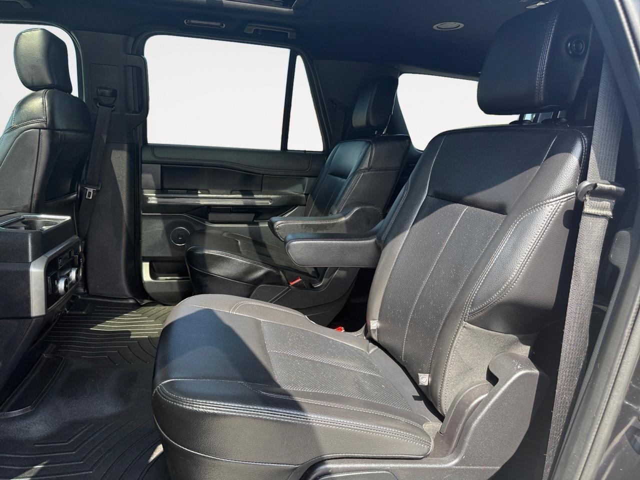 2020 Ford Expedition Max XLT, HEATED/VENTILATED SEATS, MOONROOF, 3RD ROW, POWER LIFTGATE, ROOF RACK, TOW PACKAGE, HOTSPOT, UNIVESAL GARAGE DOOR OPENER, HILL START ASSIST, CLEAN CARFAX, THIS FORD HAS ROOM FOR EVERYONE! Norfolk VA 2020 Ford Expedition Max XLT, HEATED/VENTILATED SEATS, MOONROOF, 3RD ROW, POWER LIFTGATE, ROOF RACK, TOW PACKAGE, HOTSPOT, UNIVESAL GARAGE DOOR OPENER, HILL START ASSIST, CLEAN CARFAX, THIS FORD HAS ROOM FOR EVERYONE! Norfolk VA