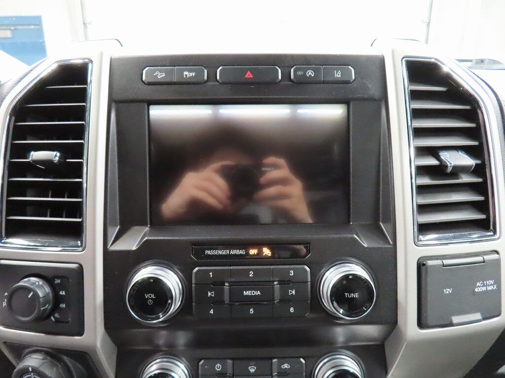 2020 Ford F-150 4x4 SuperCrew Lariat Fond du Lac WI 2020 Ford F-150 4x4 SuperCrew Lariat Fond du Lac WI