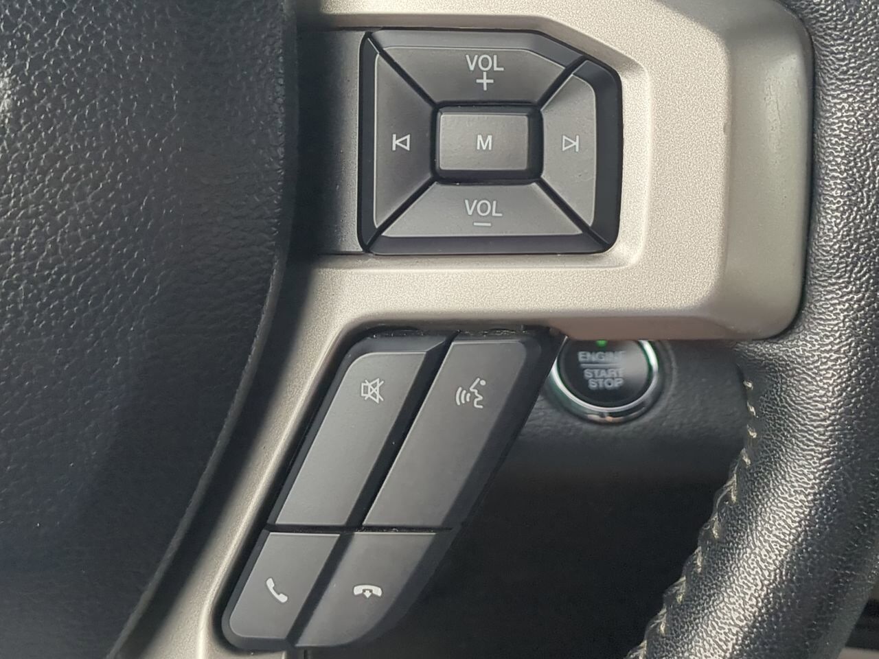 2020 Ford F-150 LARIAT Appleton WI