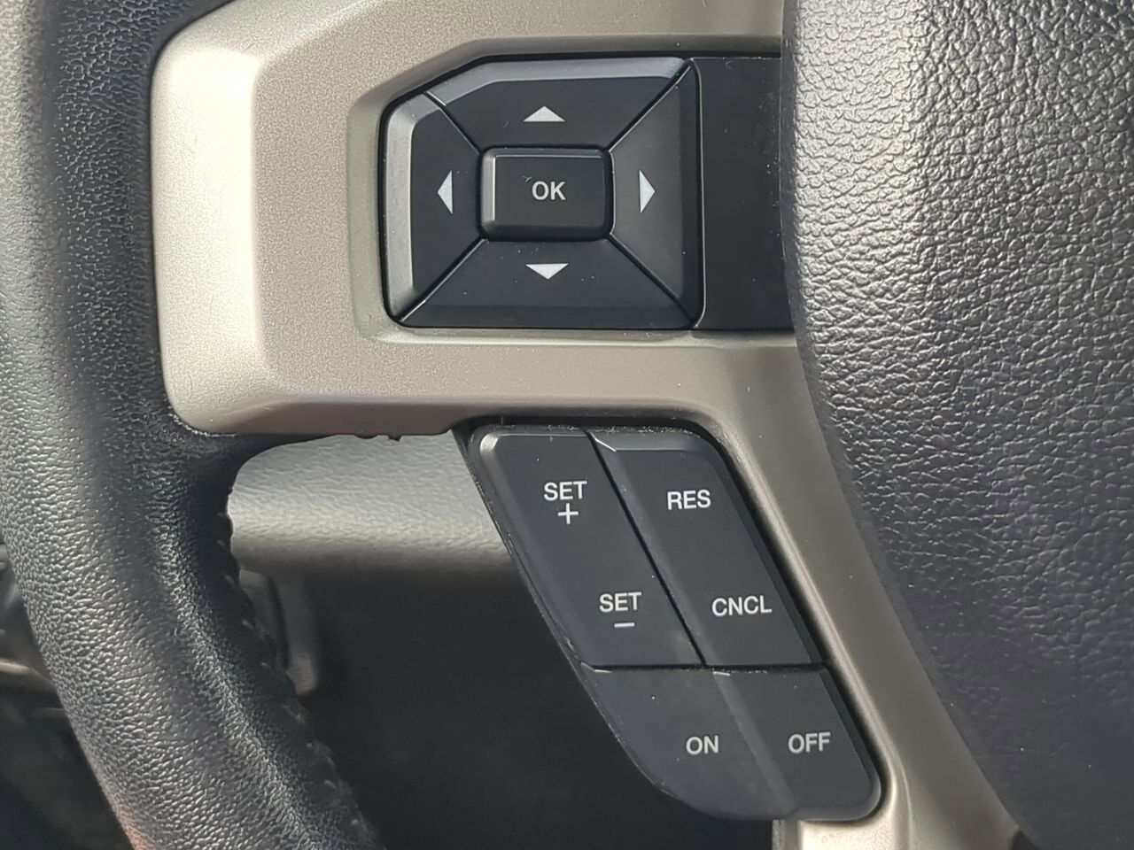 2020 Ford F-150 LARIAT Appleton WI