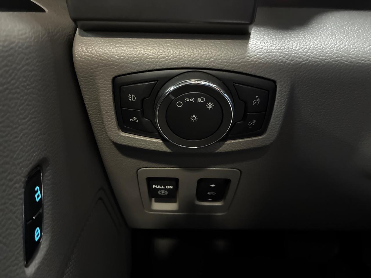 2020 Ford F-150 XLT, 4x4, 5.0 V8, 302A Pkg, Nav, Tow, Power Equipment Group, Only 9k Miles Houston TX 2020 Ford F-150 XLT, 4x4, 5.0 V8, 302A Pkg, Nav, Tow, Power Equipment Group, Only 9k Miles Houston TX