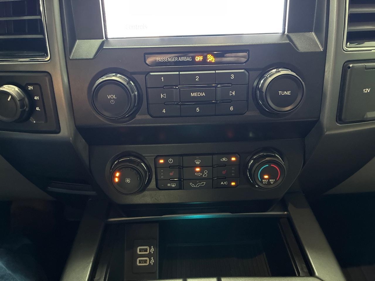 2020 Ford F-150 XLT, 4x4, 5.0 V8, 302A Pkg, Nav, Tow, Power Equipment Group, Only 9k Miles Houston TX 2020 Ford F-150 XLT, 4x4, 5.0 V8, 302A Pkg, Nav, Tow, Power Equipment Group, Only 9k Miles Houston TX