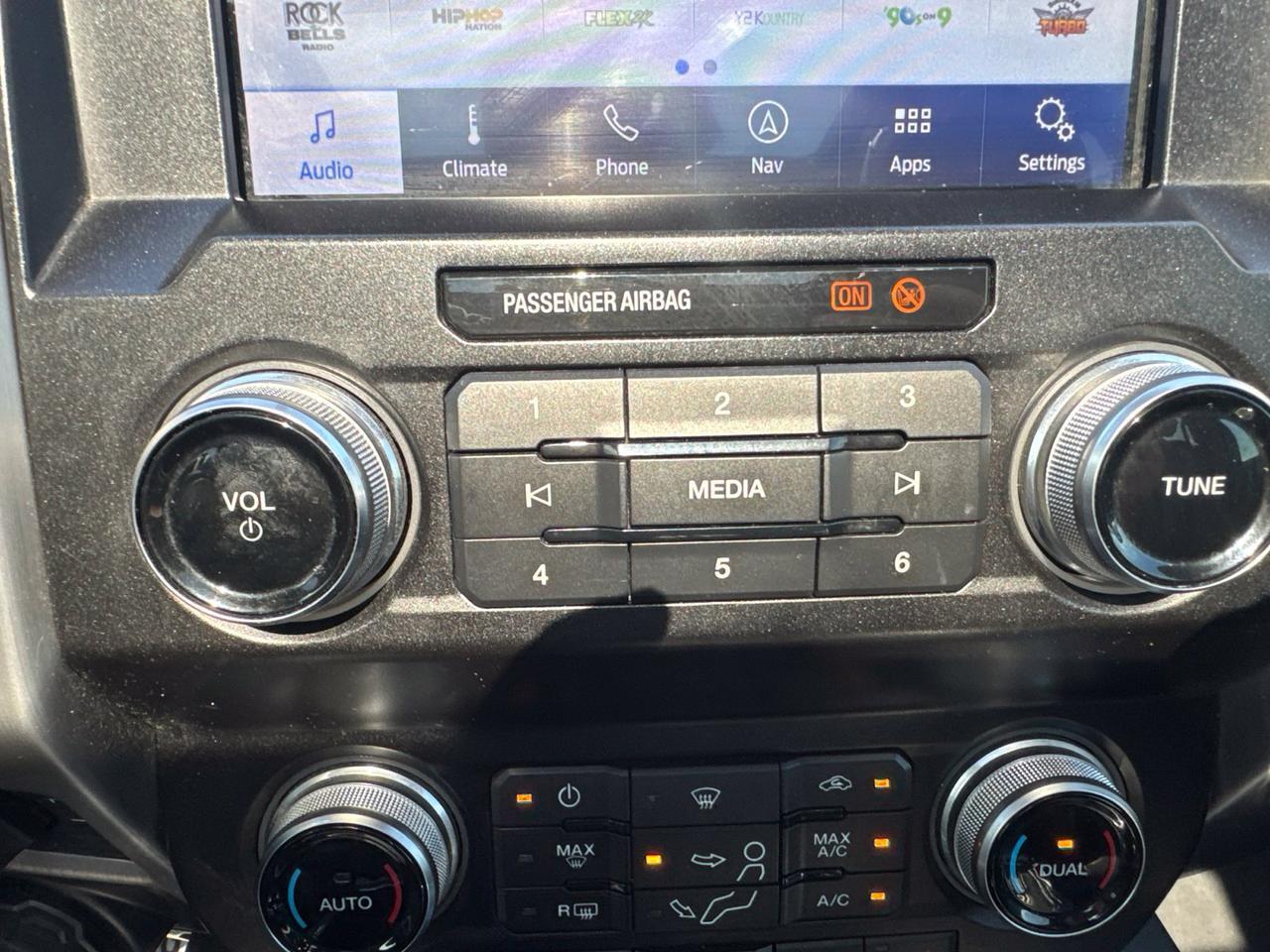 2020 Ford F-250SD Platinum Watertown SD 2020 Ford F-250SD Platinum Watertown SD
