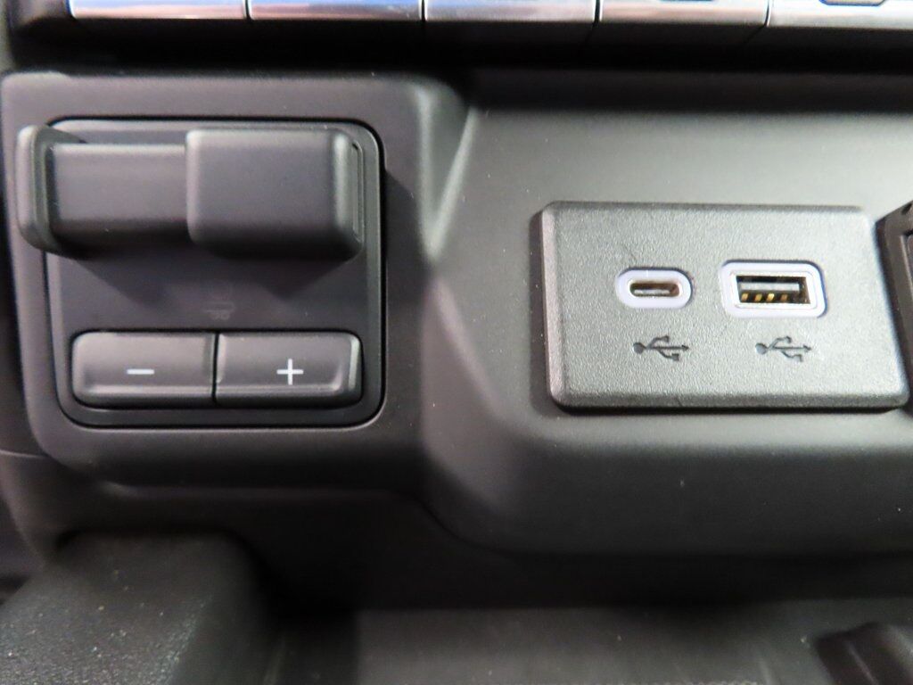 2020 GMC Sierra 1500 4x4 Crew Cab SLT Fond du Lac WI 2020 GMC Sierra 1500 4x4 Crew Cab SLT Fond du Lac WI