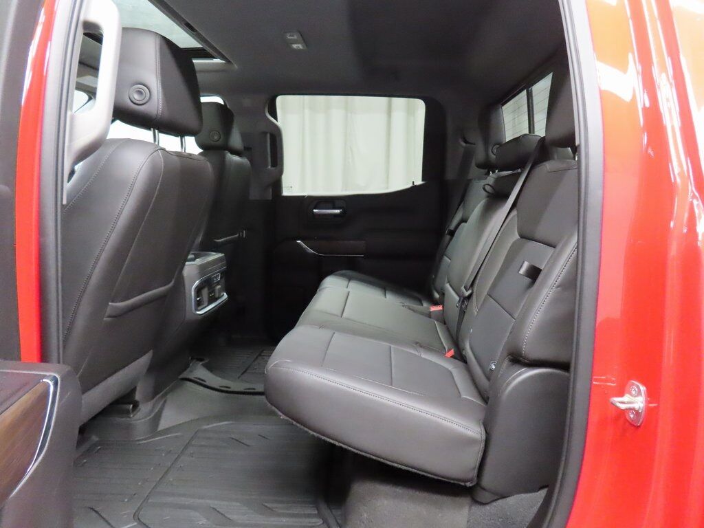 2020 GMC Sierra 1500 4x4 Crew Cab SLT Fond du Lac WI 2020 GMC Sierra 1500 4x4 Crew Cab SLT Fond du Lac WI