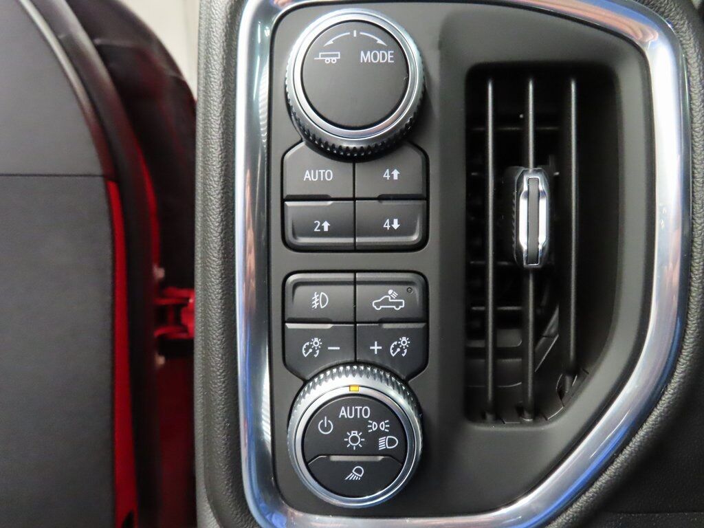 2020 GMC Sierra 1500 4x4 Crew Cab SLT Fond du Lac WI 2020 GMC Sierra 1500 4x4 Crew Cab SLT Fond du Lac WI