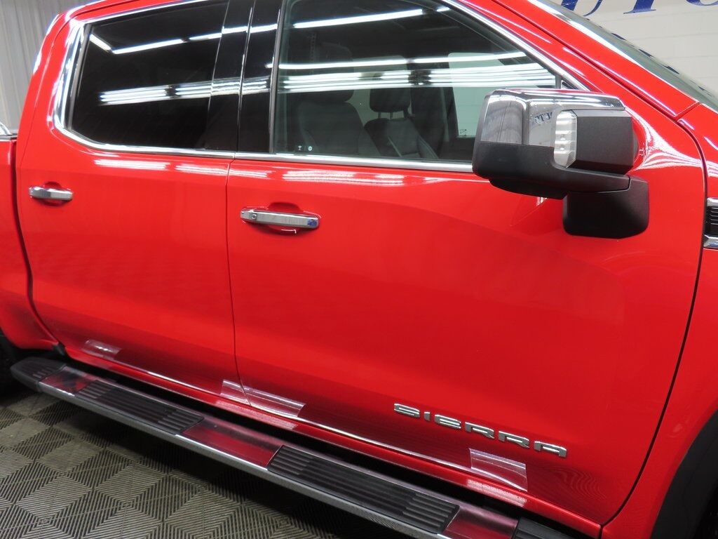 2020 GMC Sierra 1500 4x4 Crew Cab SLT Fond du Lac WI 2020 GMC Sierra 1500 4x4 Crew Cab SLT Fond du Lac WI