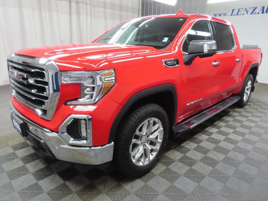 2020 GMC Sierra 1500 4x4 Crew Cab SLT Fond du Lac WI 2020 GMC Sierra 1500 4x4 Crew Cab SLT Fond du Lac WI